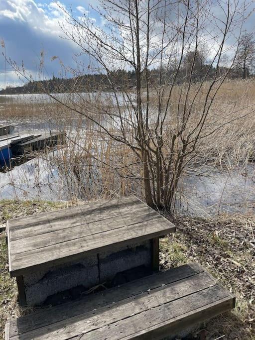 Nyrenoverat Strandnaera Med Fantastisk Utsikt Rimbo Eksteriør bilde
